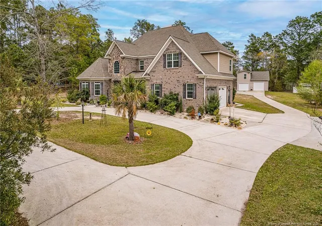 Photo 4 of Single Family Residence at 126 W Twelve Oaks Rd, Raeford, NC 28376 | MLS# 759885 | | Sold on 2026-05-28