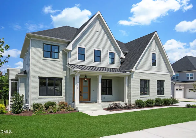 Photo 3 of Mansion for sale at 2530 Silas Peak Ln, Apex, NC 27523 | MLS# 10156866 | Listing updated on 2026-09-20