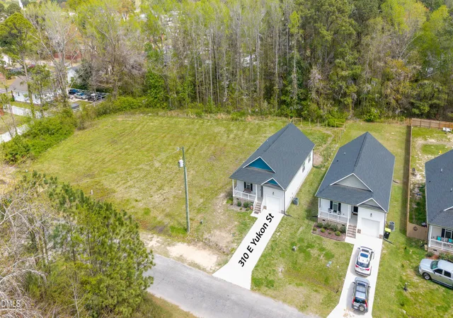 Homes for sale in Kenly, NC | 310 E Yukon St, Kenly, NC 27542 | MLS# 10156899
