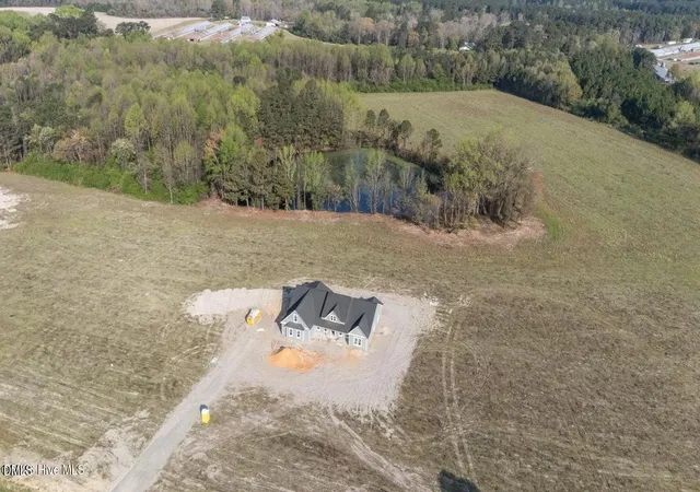Photo 5 of Single Family Residence at 171 Jim S Rd, Cameron, NC 28326 | MLS# 10157049 |  | Sold on 2026-06-05