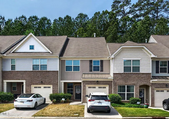 Homes for sale in Cary, NC | 1179 Contessa Dr #10, Cary, NC 27513 | MLS# 10160086