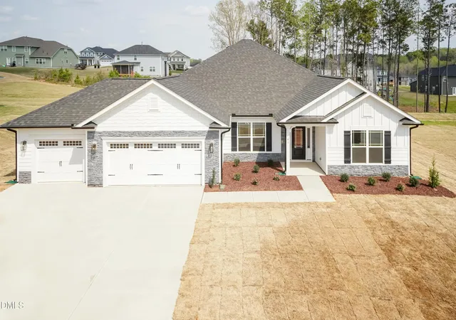 Photo 1 of Single family home for sale at 104 Galway Rd, Lillington, NC 27546 | MLS# 10157117 | Listing updated on 2026-09-13