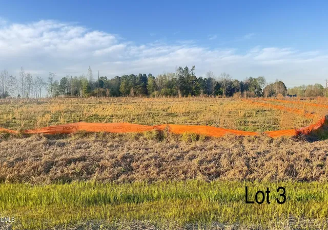 Photo 2 of Single family home for sale at 104 Galway Rd, Lillington, NC 27546 | MLS# 10157117 | Listing updated on 2026-09-13