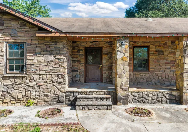 5th image of 101 Bainbridge Cir, Garner, NC 27529 | MLS# 10162324