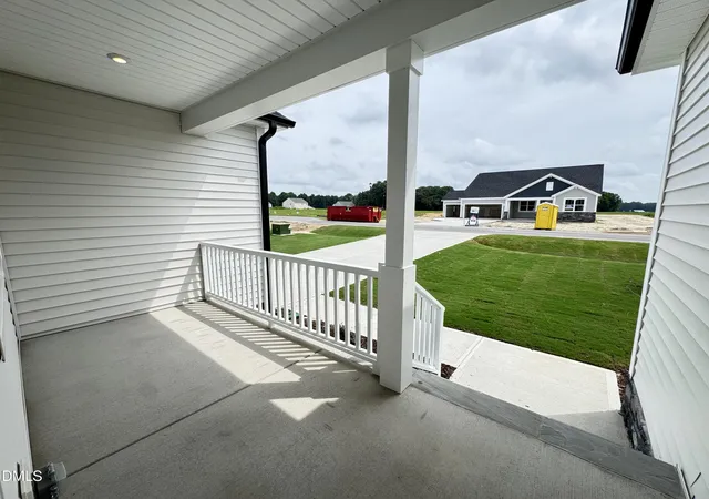 Photo 4 of Single family home for sale at 35 Windward Pl, Lillington, NC 27546 | MLS# 10159430 | Listing updated on 2026-09-27