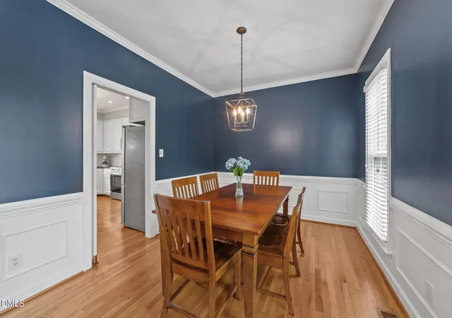 Photo 4 of Single Family Residence at 2003 Charington Ct, Apex, NC 27502 | MLS# 10158166 | | Sold on 2026-05-19