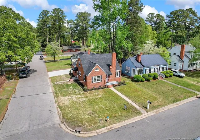 3rd image of 210 W 21St St N, Lumberton, NC 28358 | MLS# 760125