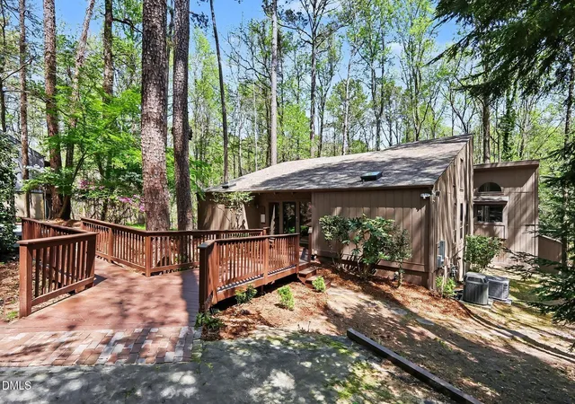 Photo 5 of Single Family Residence at 9 Matchwood, Pittsboro, NC 27312 | MLS# 10157426 |  | Sold on 2026-05-29