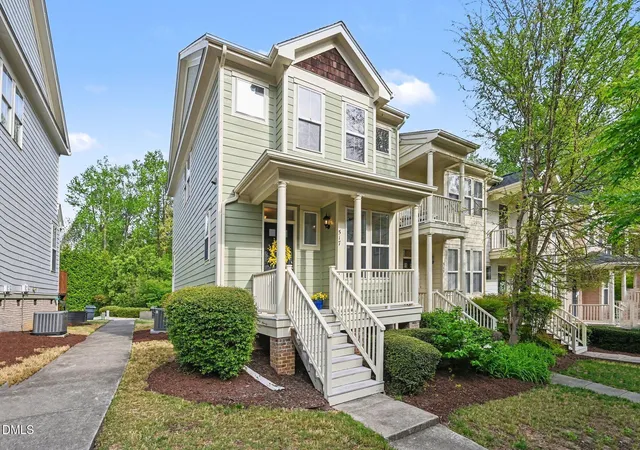 Photo 3 of Townhouse at 517 Village Loop Dr, Apex, NC 27502 | MLS# 10158960 | | Sold on 2026-06-29
