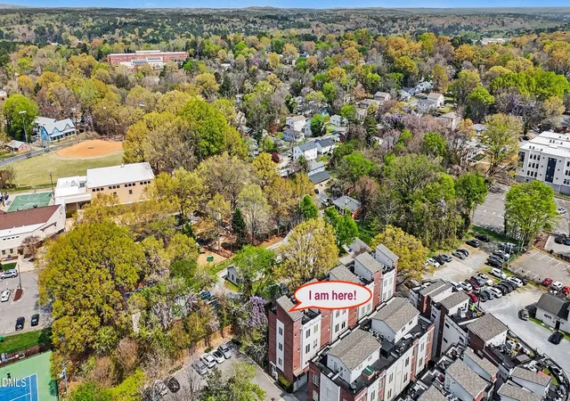 Homes for sale in Chapel Hill, NC | 400 W Rosemary Street, Chapel Hill, NC 27516 | Houzeo