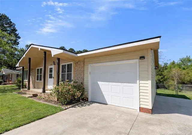 1st image of 1722 Berriedale Dr, Fayetteville, NC 28304 | MLS# 759770