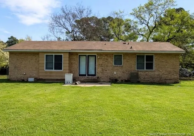 2nd image of 1722 Berriedale Dr, Fayetteville, NC 28304 | MLS# 759770