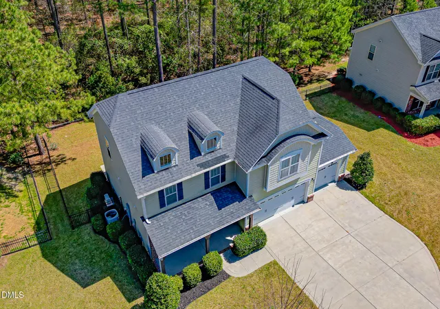 Photo 2 of Sale Pending at 403 Rolling Pines Dr, Spring Lake, NC 28390 | MLS# 10157480 | Listing updated on 2026-07-18