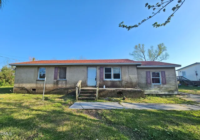 Homes for sale in Engelhard, NC | 1729 Swamp Rd, Engelhard, NC 27824 | MLS# 10157516