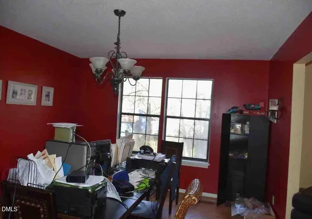 Photo 3 of Single family home for sale at 8 Shropshire Pl, Durham, NC 27707 | MLS# 10157732 | Listing updated on 2026-07-18