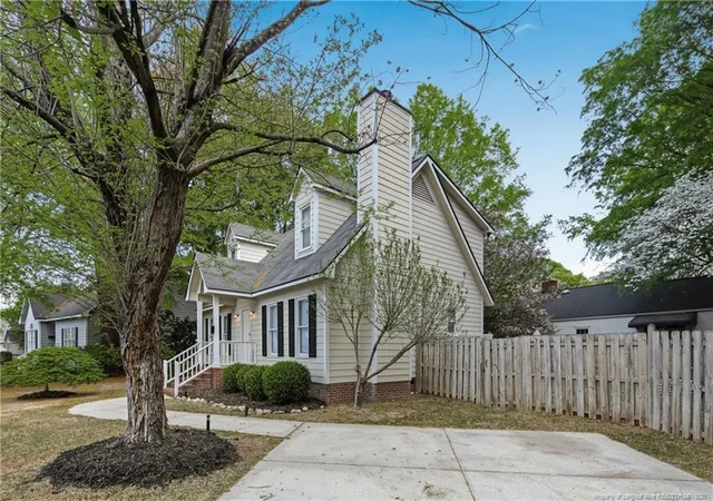 2nd image of 2130 Hull Rd, Fayetteville, NC 28303 | MLS# 759650