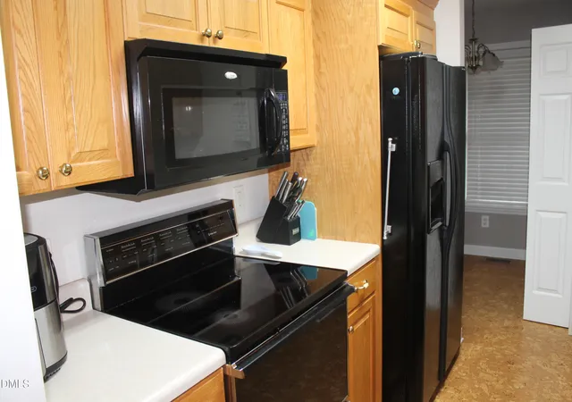 4th image of 707 Blue Jean Rd, Whiteville, NC 28472 | MLS# 10165791