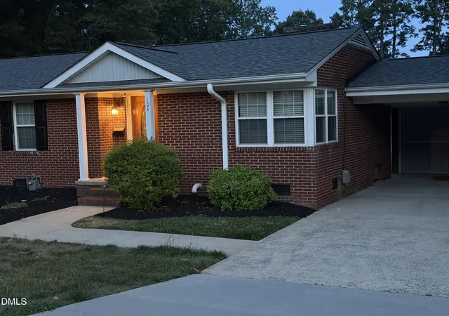 Homes for sale in Burlington, NC | 2012 S Mebane Street, Burlington, NC 27215 | Houzeo