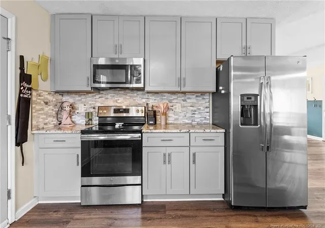 Photo 5 of Single family home for sale at 376 Woodberry Cir, Raeford, NC 28376 | MLS# 760178 | Listing updated on 2026-08-24