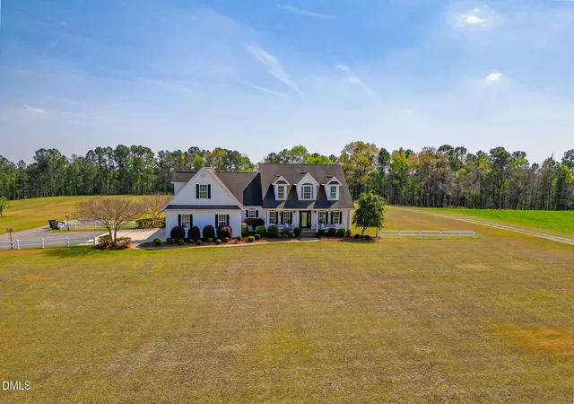 2nd image of 179 Rosser Pittman Rd, Broadway, NC 27505 | MLS# 10157753