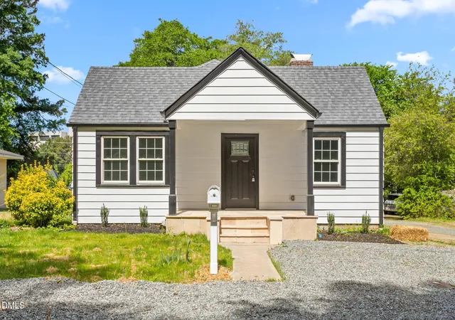 1st image of 110 W Rockway St, Durham, NC 27704 | MLS# 10158383