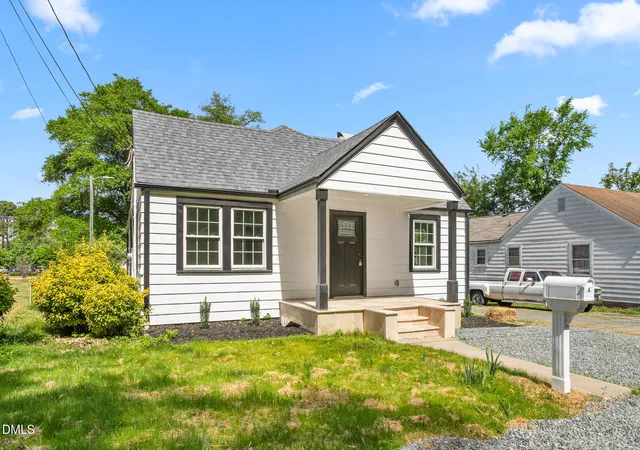 2nd image of 110 W Rockway St, Durham, NC 27704 | MLS# 10158383