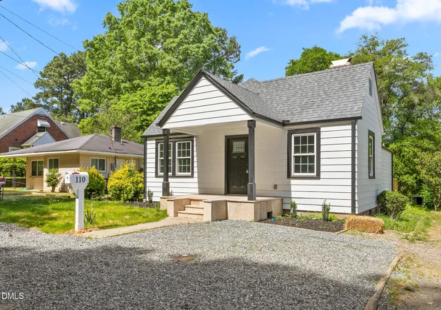 3rd image of 110 W Rockway St, Durham, NC 27704 | MLS# 10158383