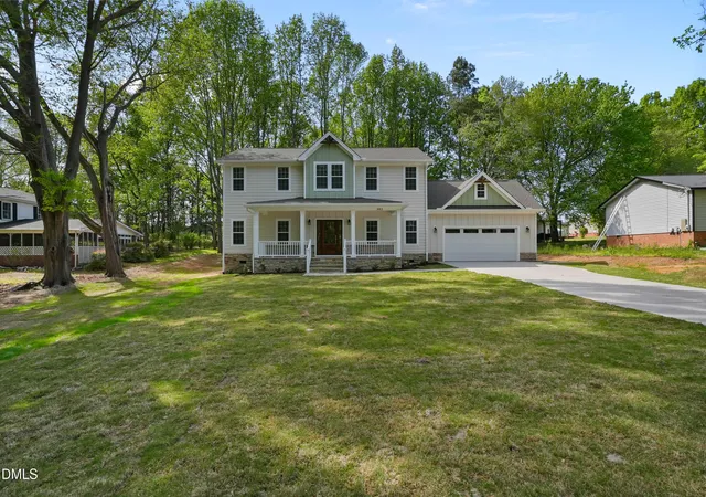 Photo 3 of Sale Pending at 303 Edgewater Dr, Broadway, NC 27505 | MLS# 10159160 | Listing updated on 2026-07-18
