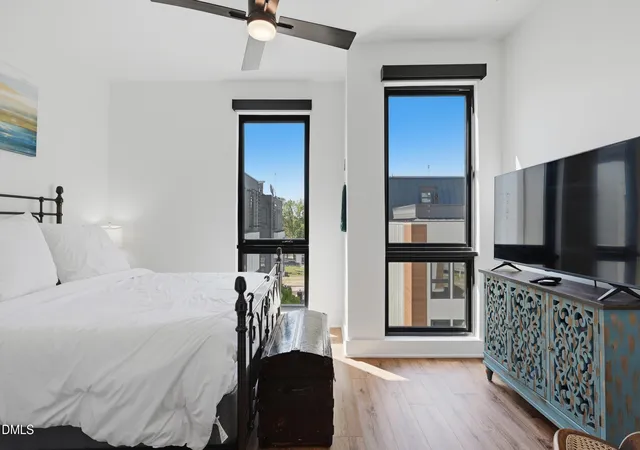 5th image of 512 Gordon St, Durham, NC 27701