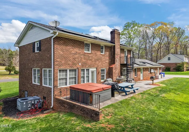 5th image of 112 E Laramie Dr, Mebane, NC 27302 | MLS# 10157849