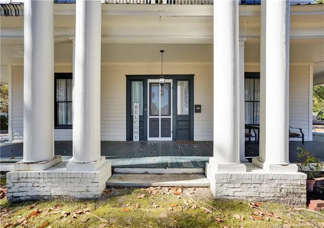 Photo 4 of Single family home for sale at 115 N Magnolia St, Raeford, NC 28376 | MLS# 759888 | Listing updated on 2026-07-18
