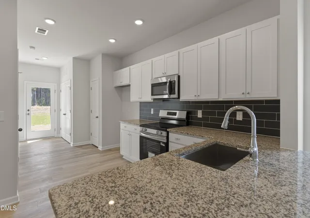 Photo 3 of Sale Pending at 260 Courtside Dr, Dunn, NC 28334 | MLS# 10158025 | Listing updated on 2026-07-18
