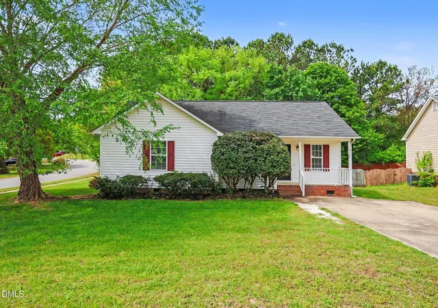 1st image of 956 S Philwood Ct, Fuquay Varina, NC 27526 | MLS# 10158366