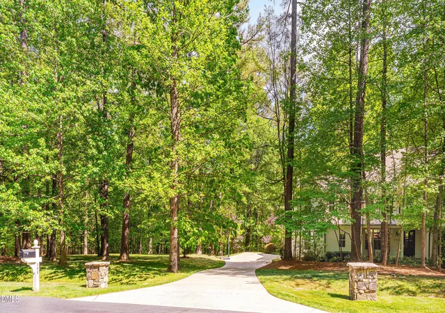 Photo 3 of Single family home for sale at 105 Hansen Crk Rd, Chapel Hill, NC 27516 | MLS# 10160856 | Listing updated on 2026-09-14