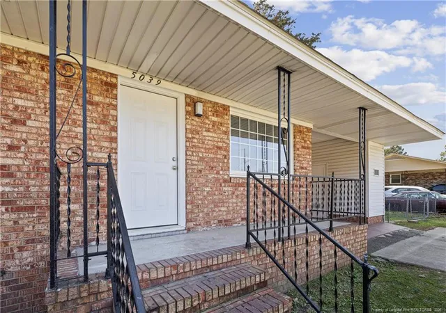 2nd image of 5039 Onslow St, Fayetteville, NC 28311 | MLS# 760281