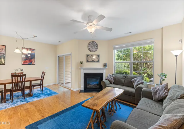 Photo 4 of Townhouse for sale at 34 Argonaut Dr, Durham, NC 27705 | MLS# 10158992 | Listing updated on 2026-08-19