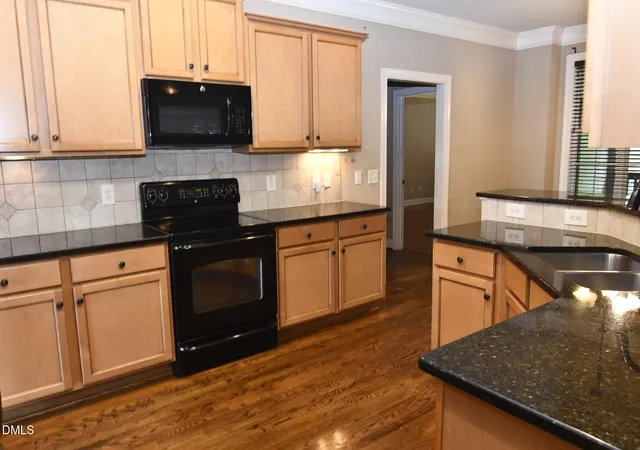 4th image of 1337 Old Bramble Ln, Fuquay Varina, NC 27526 | MLS# 10166055