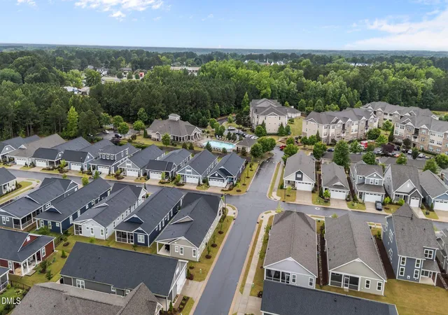 38th image of 33 Davidson St, Clayton, NC 27527 | MLS# 10158000