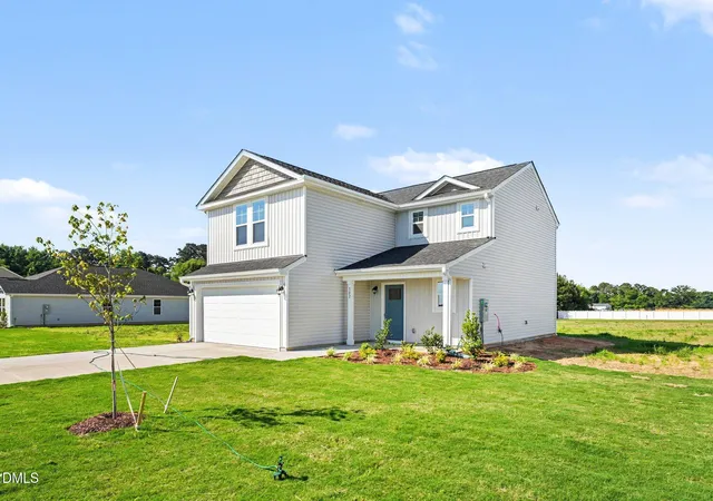 Photo 3 of Single family home for sale at 102 Baxley Dr #13, Dunn, NC 28334 | MLS# 10158046 | Listing updated on 2026-08-28