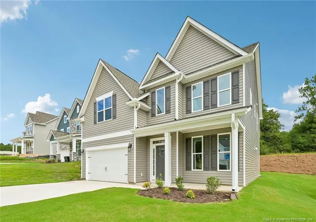 Photo 2 of Sale Pending at 1021 Martin Farms Blvd, Aberdeen, NC 28315 | MLS# 760334 | Listing updated on 2026-08-17