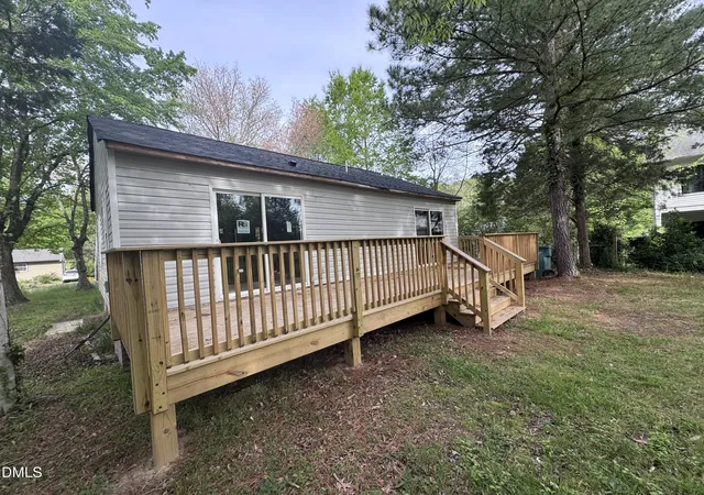 Photo 4 of Single family home for sale at 1507 Echo Rd, Durham, NC 27707 | MLS# 10158424 | Listing updated on 2026-10-05