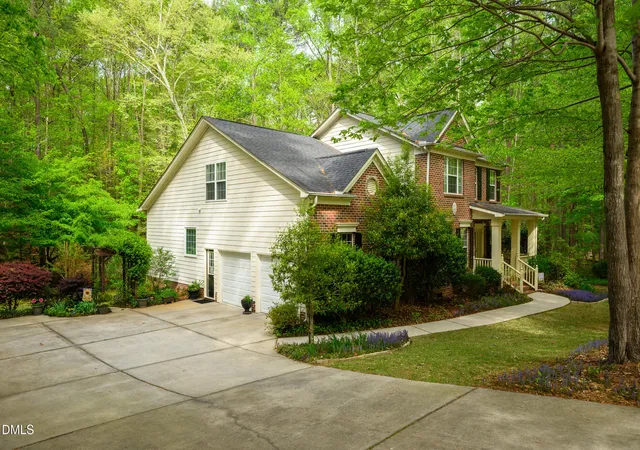 Photo 2 of Sale Pending at 12709 Scenic Dr, Raleigh, NC 27614 | MLS# 10158555 | Listing updated on 2026-07-18