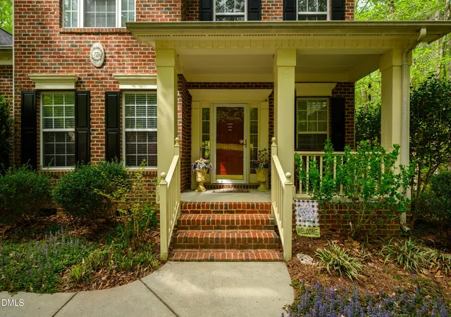 Photo 3 of Sale Pending at 12709 Scenic Dr, Raleigh, NC 27614 | MLS# 10158555 | Listing updated on 2026-07-18