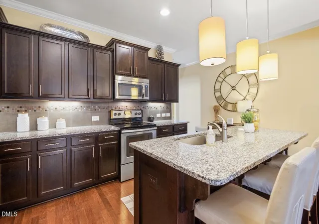 Photo 4 of Townhouse at 204 Old Castle Dr, Morrisville, NC 27560 | MLS# 10158947 | | Sold on 2026-06-01