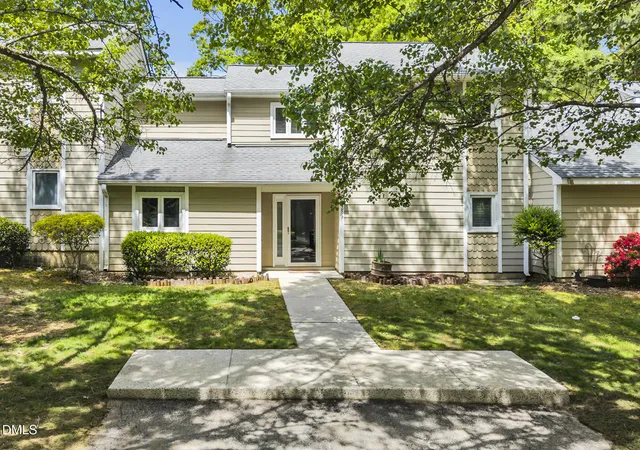 Photo 2 of Townhouse at 4225 Pin Oak Dr, Durham, NC 27707 | MLS# 10159298 | | Sold on 2026-06-30
