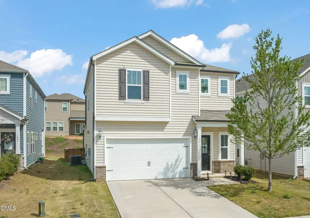 Homes for sale in Clayton, NC | 92 White Ash Dr, Clayton, NC 27527 | MLS# 10158467