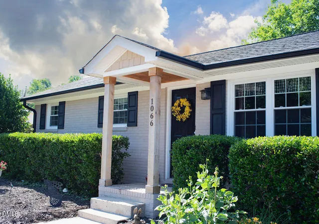 4th image of 1066 S Third St, Mebane, NC 27302 | MLS# 10159320