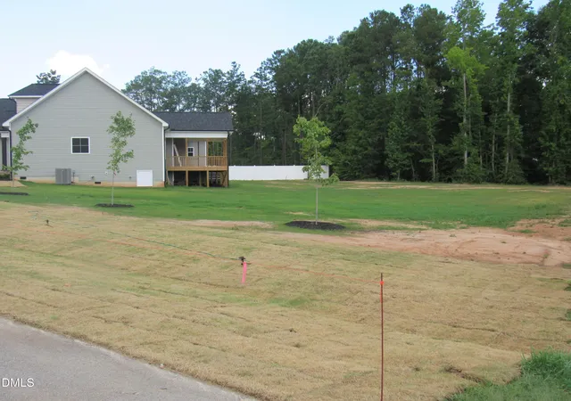 Photo 3 of Single family home for sale at 317 Coats Ridge Dr, Benson, NC 27504 | MLS# 10160152 | Listing updated on 2026-09-09