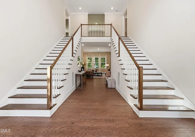 Photo 3 of Single family home for sale at 290 Twisted Oak Way, Chapel Hill, NC 27517 | MLS# 10158331 | Listing updated on 2026-09-20