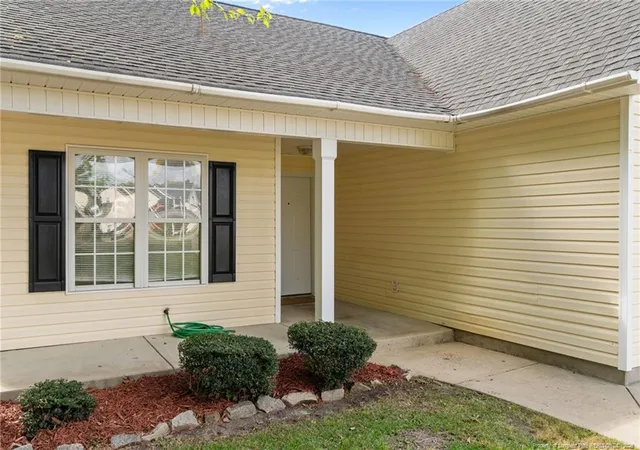 3rd image of 3596 Pioneer Dr, Hope Mills, NC 28348 | MLS# 760174